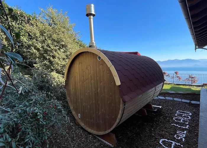 Alba Sul Rum i privatbostad Stresa