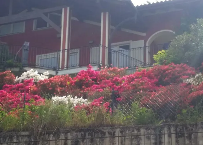 Alba Sul Rum i privatbostad Stresa