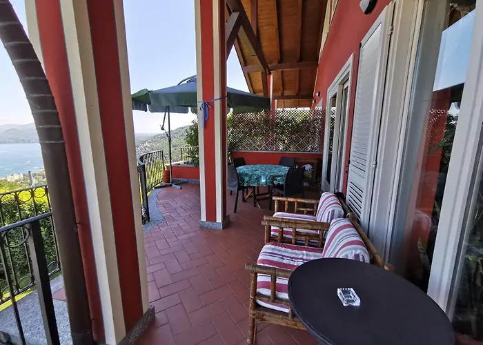 Alba Sul Rum i privatbostad Stresa